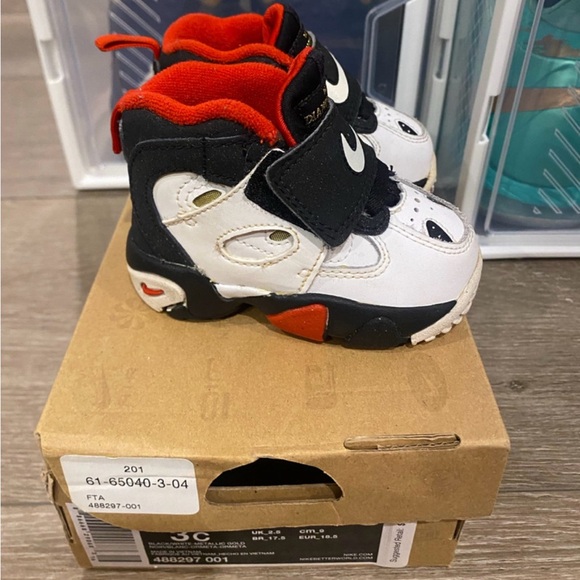 Toddler Nike Diamond Turf size 3c - Picture 2 of 4